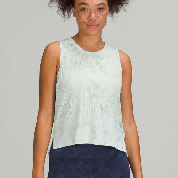 Lululemon Train to Be Tank Top - 12 Rainstripe Sheer Cloud Wash Rainforest Green - Picture 1 of 6